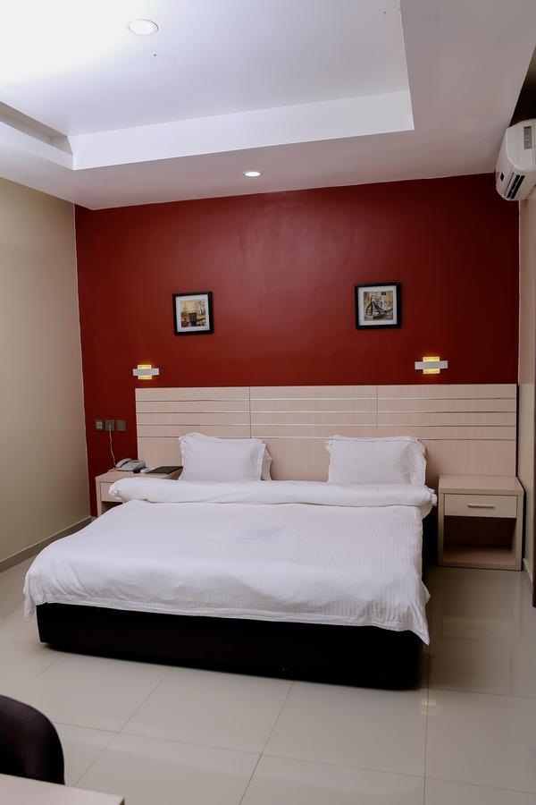 Albertville Luxury Rooms Ilesa Exterior foto